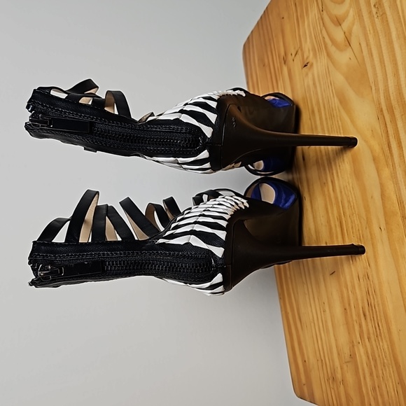 Bebe 6 - Picture 3 of 5